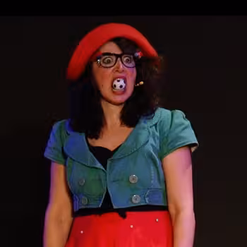 Laura Mandarina Muñoz
