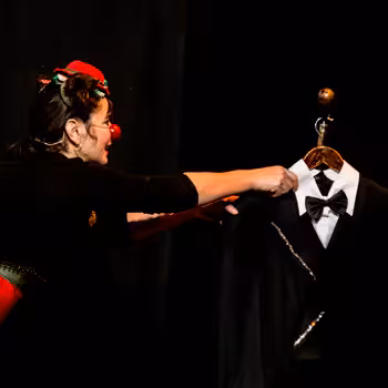 Laura Mandarina Muñoz